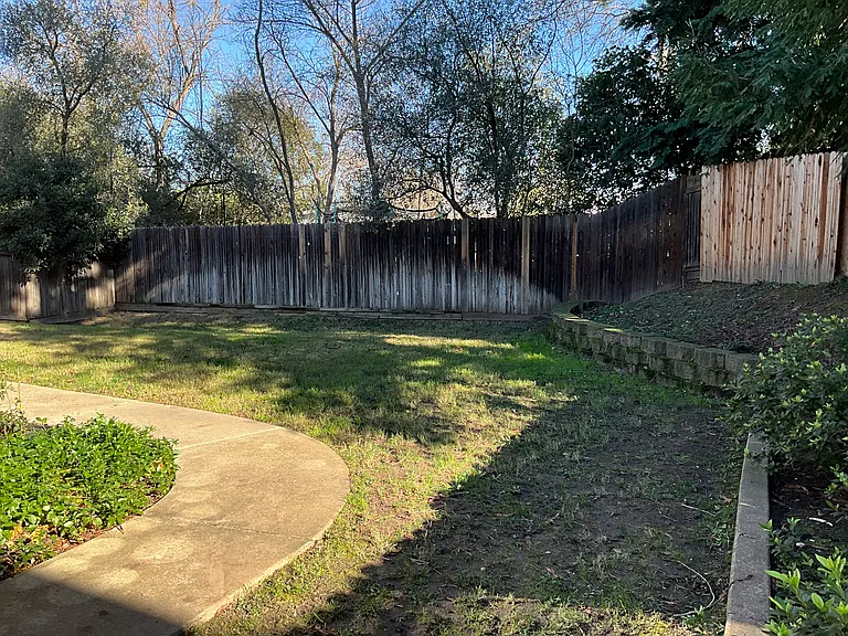 8418 Granite Cove Dr — Photo 25