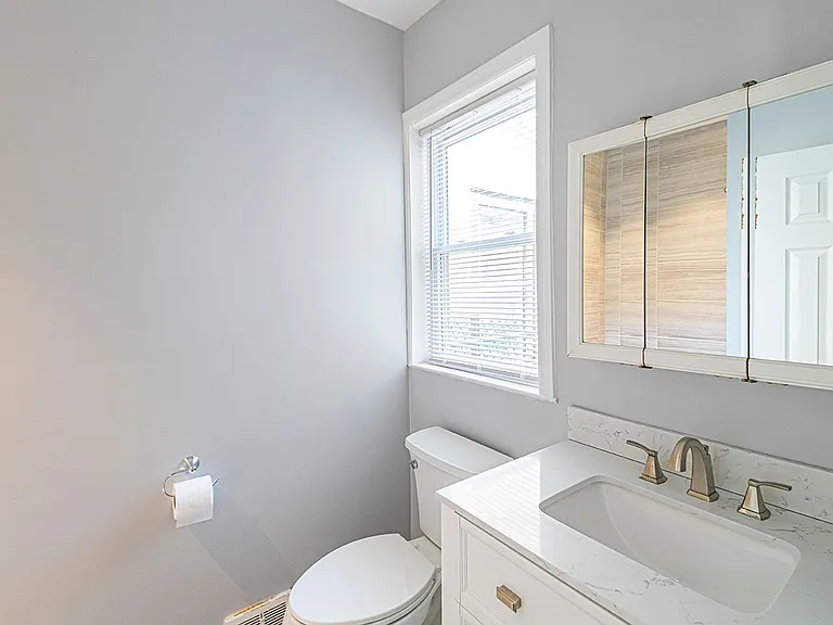 615 S Lecount St — Photo 2