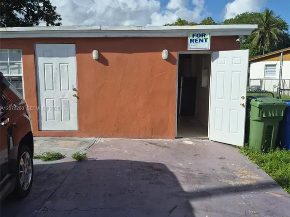 2300 NW 15th Ct, Fort Lauderdale, FL 33311