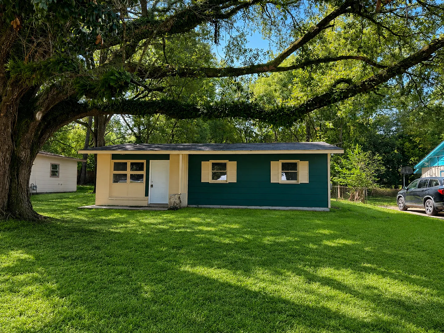 3 Bedroom Single Family House 6459 Barker Dr N in Mobile AL 36608 — Photo 1