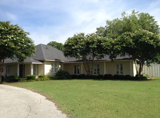 322 Laughlin Rd, Cleveland, MS 38732