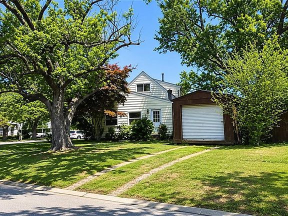 2nd image of 4757 Deerfield Ln