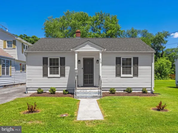 216 Walnut St, Berryville, VA 22611