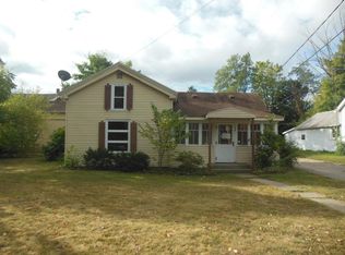 120 Baker St, Lawrence, MI 49064