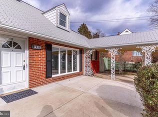 7302 Tyler Ave, Falls Church, VA 22042