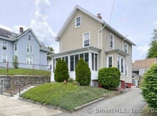 25 Myrtle Ave, Ansonia, CT 06401