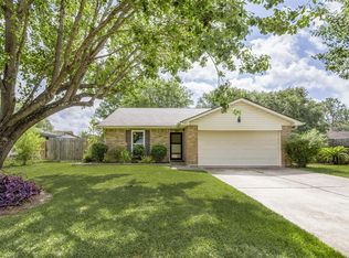 210 Morningside Dr, League City, TX 77573