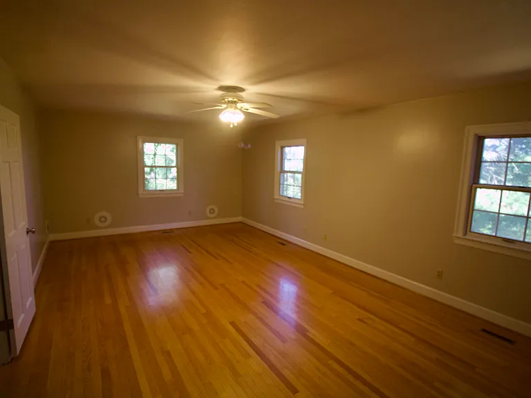 1502 Electric Rd SW — Photo 15