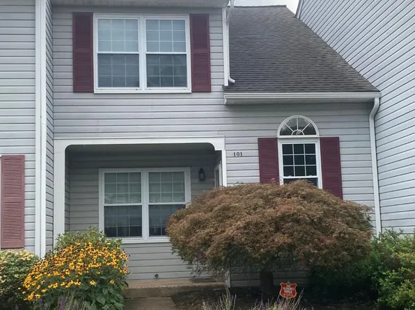 101 Beacon Ct, Lansdale, PA 19446