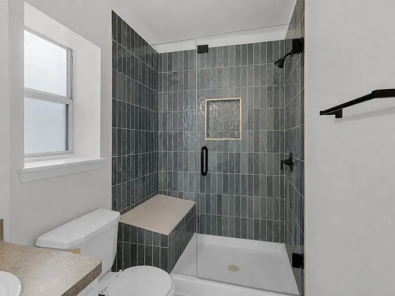 16413 Danika Oak Dr — Photo 15