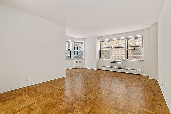 300 E 46th St APT 4K, New York, NY 10017 | Zillow