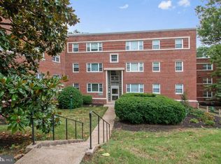 1303 N Ode St APT 211, Arlington, VA 22209