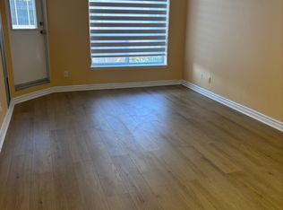 480 McLevin Ave #208, Toronto, ON M1B 5N9