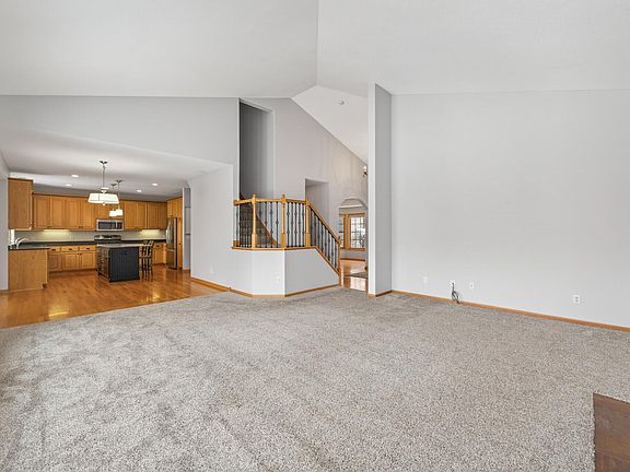 4th image of 21183 Ivory Ln
