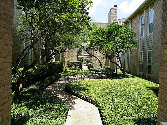 3rd image of 714 Bering Dr #714E
