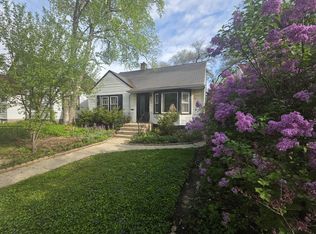1815 Cleveland St, Evanston, IL 60202