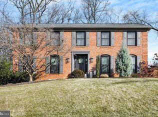 3100 Round Hill Rd, York, PA 17402