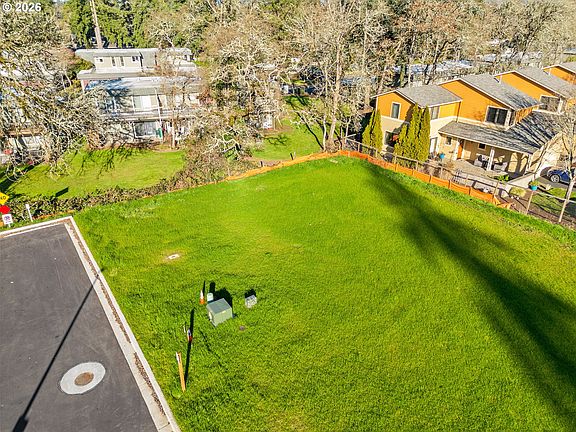 2nd image of Piper Ln Lot 1