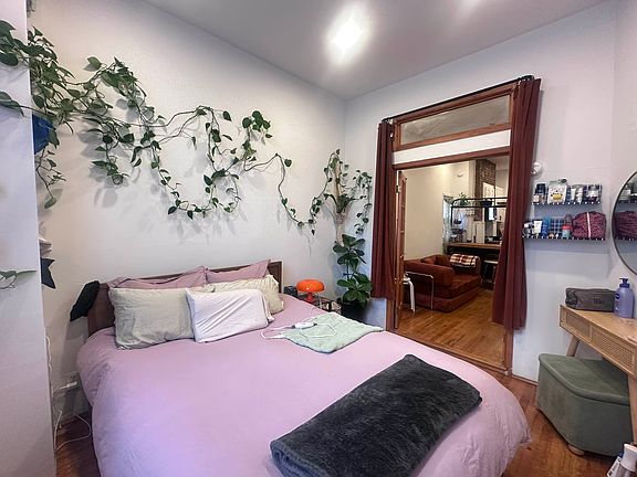 3rd image of 53 Withers St APT 1L