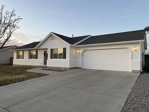 1802 W 140 S Photo 1