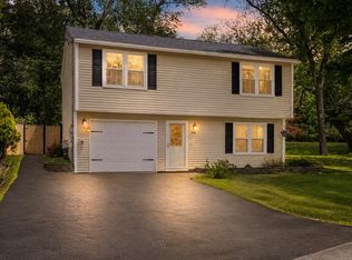 244 River Bank Rd, Manchester, NH 03103