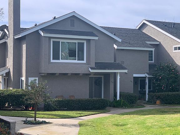 Corner unit; opens to large greenbelt!