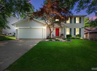 106 Hollyleaf Dr, Ballwin, MO