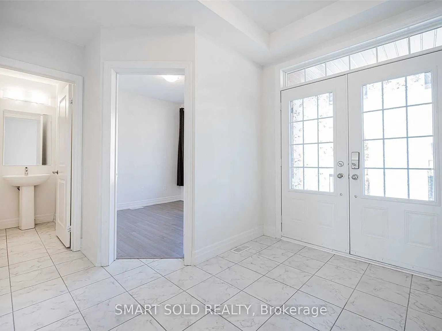 6 bed, $3,700 — Photo 2