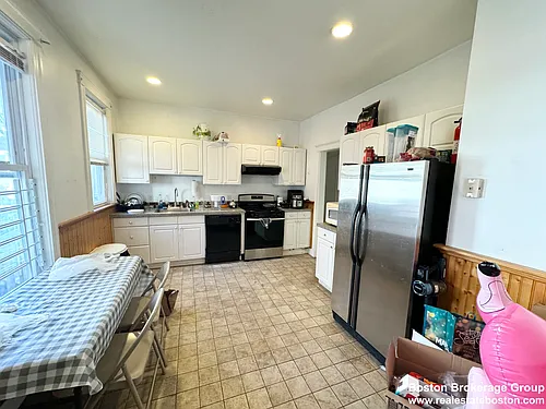 37 Hillside St #1 Photo 1