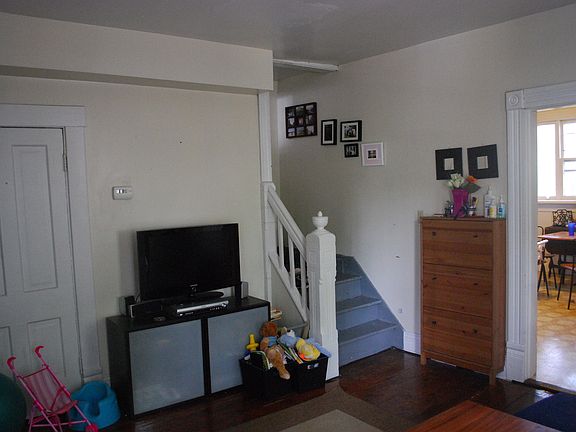 3rd image of 986-992 Pennsylvania Ave #986