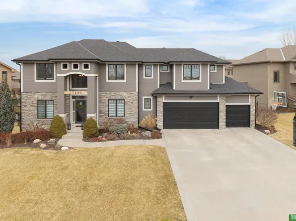 17660 Patrick Ave, Omaha, NE 68116