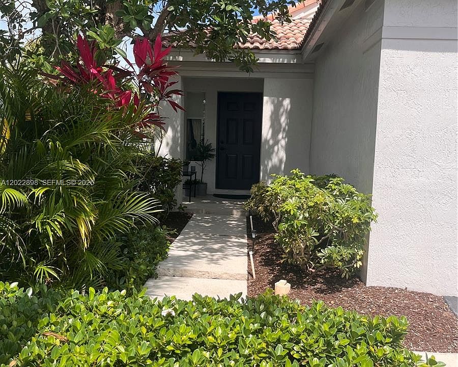 1st image of 4472 Blossom Ln