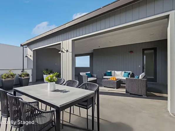 131 10th St, Marina, CA 93933