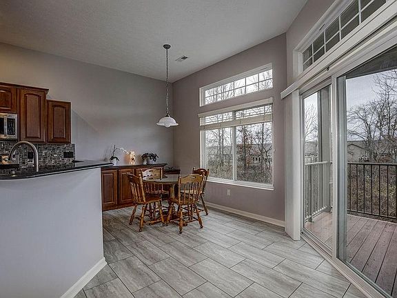 5th image of 4419 Black Oak Ln