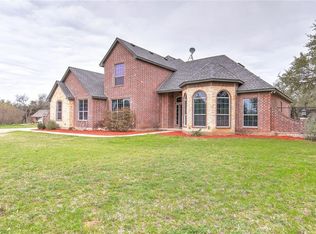 2908 Cliffview Ct, Granbury, TX 76048