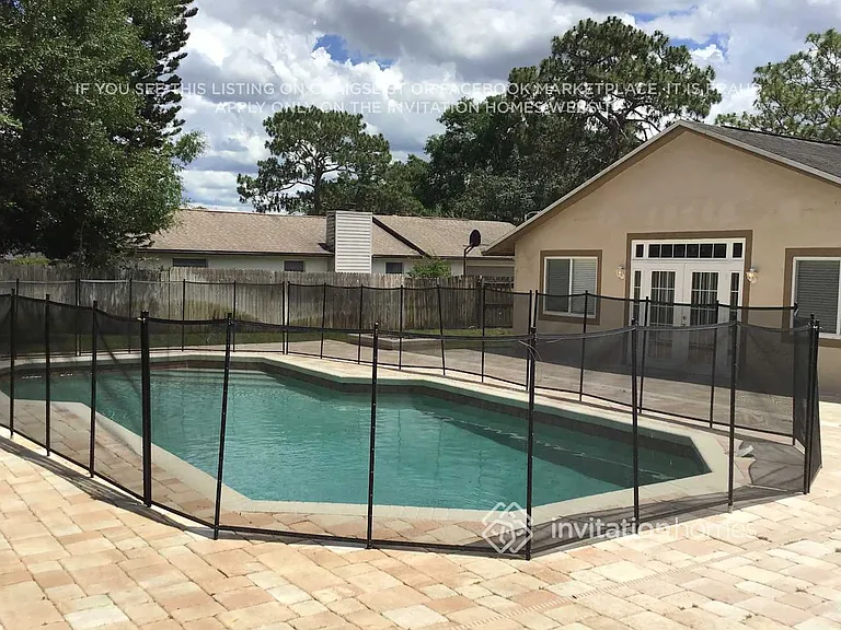 1137 Pheasant Cir — Photo 12