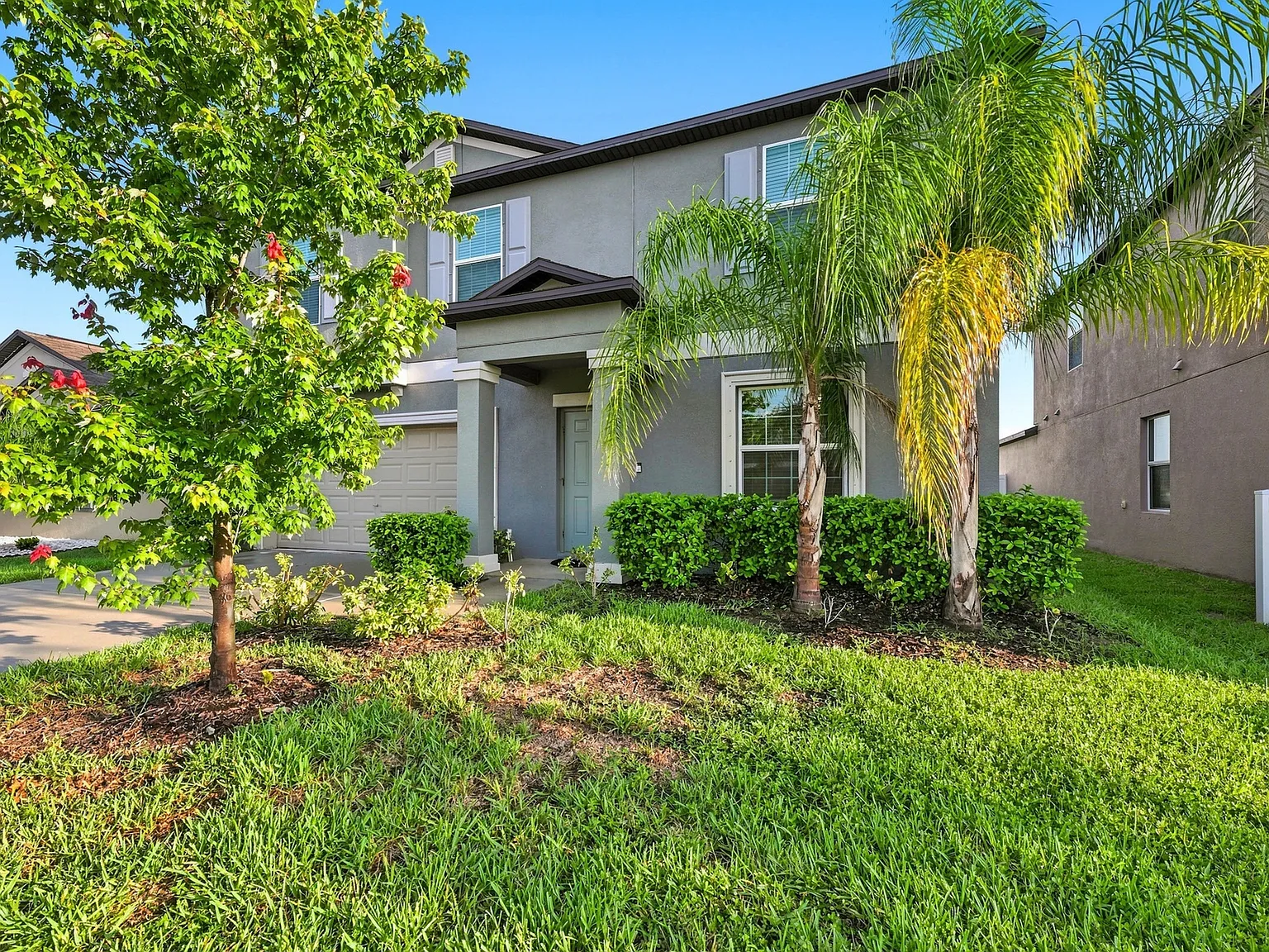 4 bed, 2.5 bath, 2633 sqft, $2,650 — Photo 3