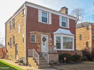 5255 W Winona St, Chicago, IL 60630