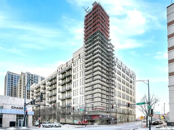758 N Larrabee St APT 517, Chicago, IL 60654
