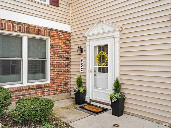 2nd image of 452 Kensington Ct