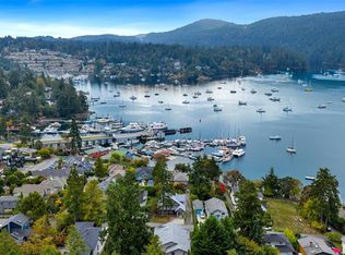 767 Harding Ln, Central Saanich, BC