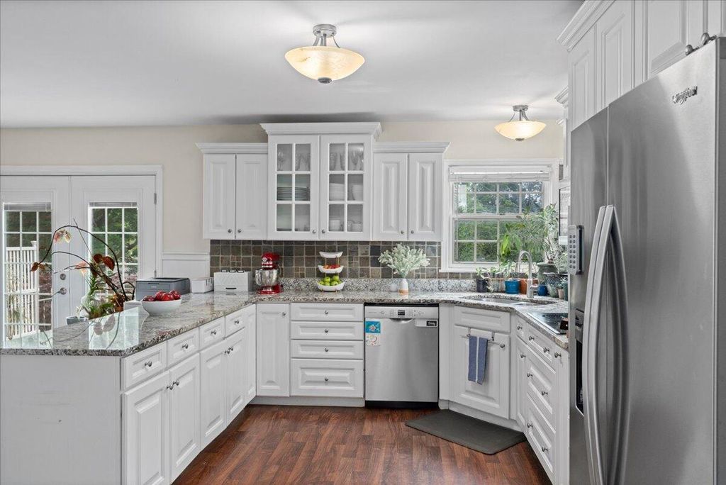 328 Leawood Dr, Lexington, KY - View 3