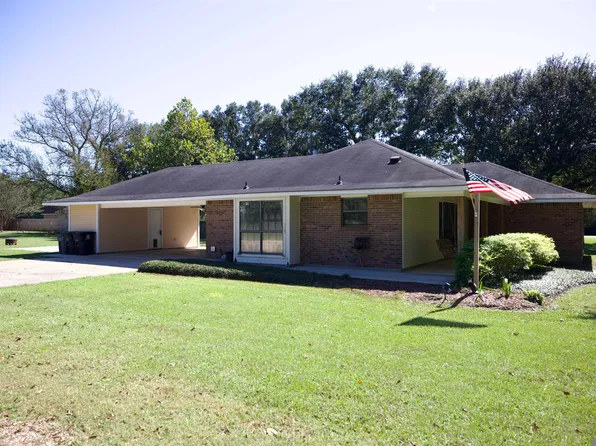 22916 Jacocks Rd, Slaughter, LA 70777