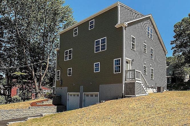 2nd image of 5 Allen St