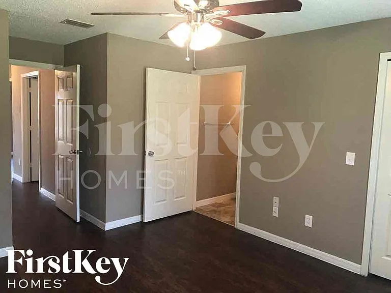 455 Calhoun St — Photo 9
