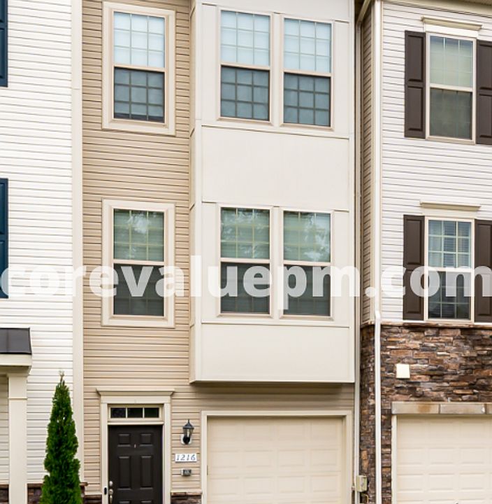 1st image of 1216 Acorn Ln