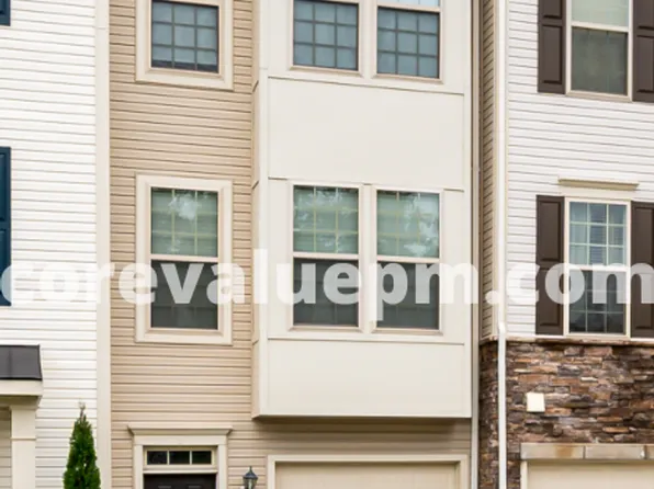 1216 Acorn Ln, Severn, MD 21144