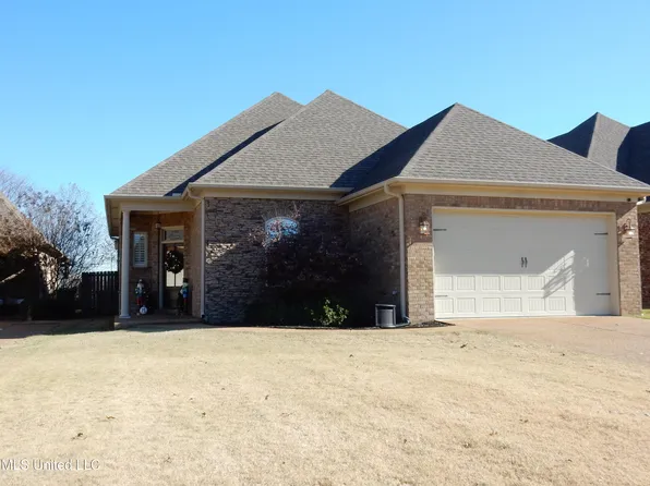 110 Claire Cv, Senatobia, MS 38668