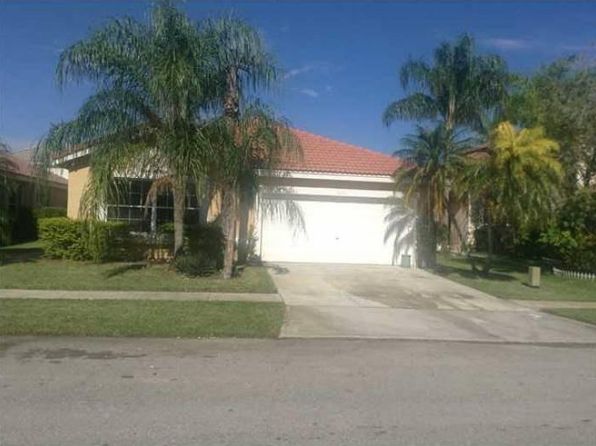 1828 SW 182nd Ave