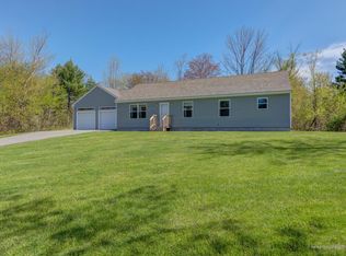 10 Woodside Dr, Sabattus, ME 04280